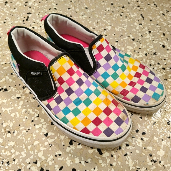 pink checkered vans size 3